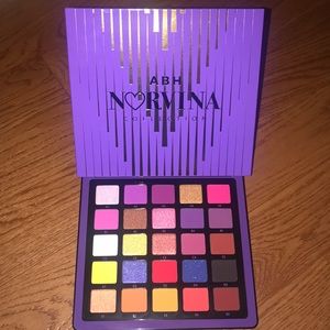 ❄️MASSIVE SALE $$ FIRM❄️ 🆕💜 Norvina Pro Pigment Vol. 1